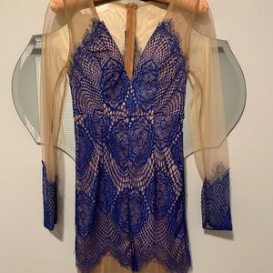 Women’s Lace/sheer dress